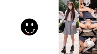 橡胶手套交付健康女孩