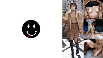 那个身材完美、骨瘦如柴、胸部丰满的女孩？