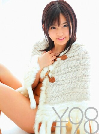 【特价】美少女阿雅娜突然加入传教士岗位。在观察关节的同时提出问题并发生性行为！尽管被大鸡巴戳得气喘吁吁，她还是一边看著镜头一边回答问题。她在倒退时继续从下面被刺穿。从她私处的特写镜头中，他以传教士姿势快速深入地插入，并在她尖叫著“射精！”时射精到她的脸上。