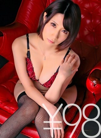 [优势] 大乳房小唯的内衣性爱。他妈的在 Ma Ko 的 vibs 玩具。突然鱿鱼与激烈的小便在后面。 Yui-chan 的臀部向后摆动，不可抗拒的深鱿鱼与强烈的小便，鱿鱼再次与背部女人在顶部姿势。 Ikase 在女性的顶部和面对面的坐姿，和 Ikase 在传教士的位置连续 3 次 Yui Takamiya