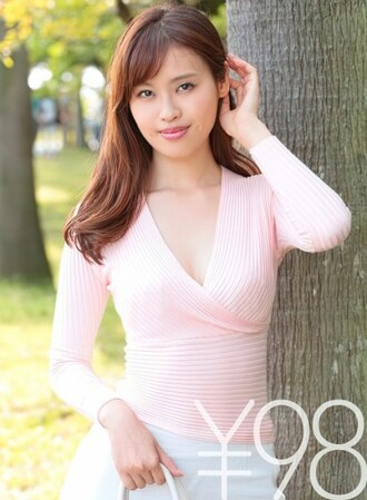 [特价] 整天有外遇生阴道射精的鼎，听话又好色！被ma○koup的舔阴弄湿，小心地挤压后，被后背女人以上位的姿势插入，独自淫荡。鼎说，当她的背部和侧背部都是鱿鱼时，她很兴奋。最后也被刺穿和承诺的阴道射精！