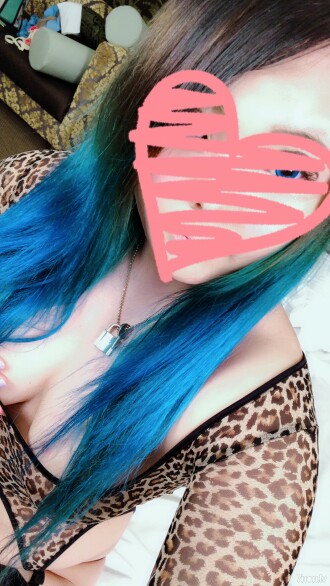 *一旦發現，就會被斷絕關係【口中射精】立志成為牙科保健員的嬌小F罩杯大胸職業學校生，輸給佑吉後，再次在幕後兼職【個人。