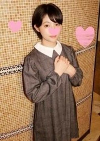 ★初次登場☆真正的天才！ 19歲的清純少女Nanaka-chan。最後是原始陰道射精♥ [個人拍攝] * 有評論福利！