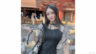 第一輪成功！ ！限時3天！ ！巨乳女人，面容可愛妖嬈，性慾極強……性慾暴露無遺，跨坐在男人身上，快感尖叫射精！ ！ 