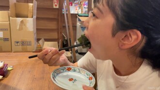 第二部 凸乳之鄉的旅行，胸部和乳房之間的距離是色情的。在醉酒狀態下最好的猥褻母乳性交，Irama，生射精平行射精→大量面部射精。