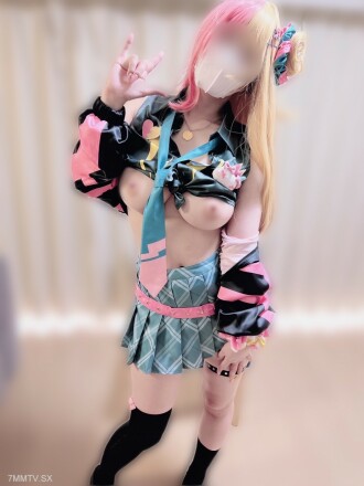 Vtuber Koko Koko 的私人 Icup 班乙羽醬的秘密個人調查。一個享受女人潮吹感覺的男人