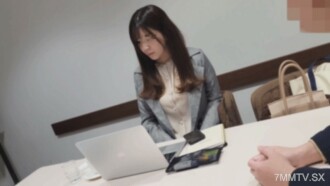 前公務員的美麗乳房。進場工作區的入口。宅內上映同時大量低俗贖回，美胸玩法，同時使用不悅（僅限1980年4月）