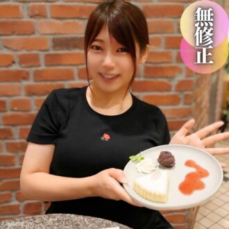 [臉] 對有彈性的乳房充滿了愛。激烈的色情口交，上唇厚到極致。 。和朋友一起玩的時候我支持你。