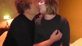 38歲成熟妻兒現身…