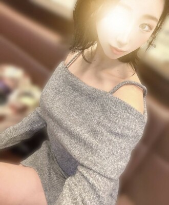 【中出/素人美女(20)】模特儿级的画风、惊人的技术、超棒的装备、感觉和高潮的极品美女！被中出、生榨的感觉真好 lol045