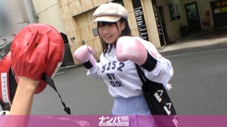 认真的南帕，第一枪。 1700 《我同房的朋友没交房租……》 捡到压力大的娃娃脸妹子！看起来像大人，但真的是喜怒无常吗？肉肉般的屁股太色情了！