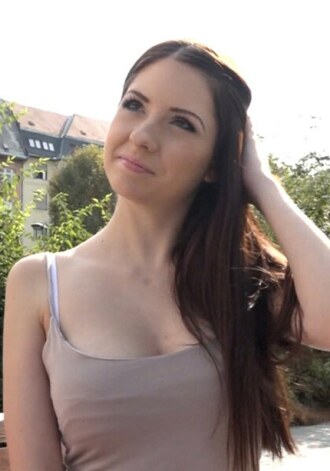 东欧捡日本女人，极美女人的圣地！来自罗马尼亚的Rebecca，一个剃光阴部堪比明星的女孩