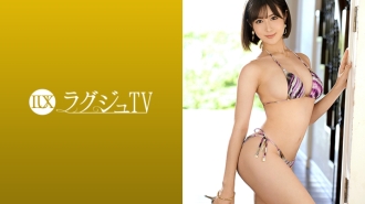 Luxury TV 1320 男性著迷的牙科保健员“葵桃花”又回到了 Luxury TV！她继续绽放厄洛斯的天赋，她的欲望和本能被扰乱了。作为成年女性，她用性感滋润美丽的身体，用本能移动臀部，玩弄她的阴蒂来制造大精液！ ！！