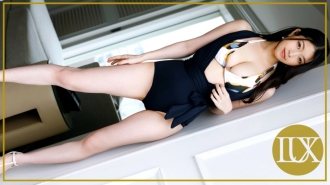 豪华电视 1811 “当我做爱时我最幸福。”我喜欢性，我喜欢鸡巴。老年妇女中罕见的淫荡行为。她那淫荡的G罩杯乳房完全被毁了。不管是责备还是被责备，各种脏话自然而然的冒了出来。对她门廊的无情推挤使她一路融化到头部，并且她达到了多次高潮，以至于她忘记了自己何时达到高潮。