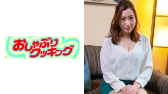 奇闻趣事一个美丽的成熟女人，在城市中呼唤。娜奥米今年 42 岁。