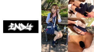 [个人拍摄] 制服女孩修长美腿_与看起来像个婊子的天真女孩的第一次阴道射精性爱