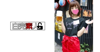 Gari 小乳房 J ○ 和 3P 性