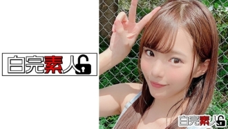 Aheiki 从一个小乳房和转子约会的美丽女孩的 3P