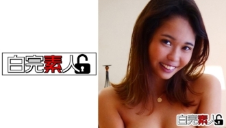 3P 中出与宠物棕色美少女