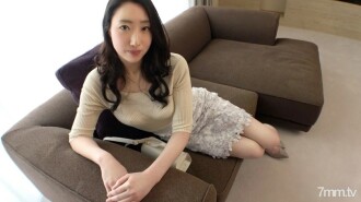 [第一枪] [射精多次..] [大量散落的潮汐] 一位拥有模特身材的舞台女演员申请了与男友无法获得的乐趣。嘴里含著第一次见面的男人的精液..网上AV应用→AV体验拍摄1219