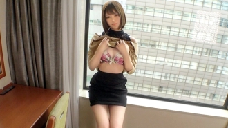 【第一弹】【清纯少女模样】【秒死的敏感肌】皮肤完美的十几岁职业学生。久违的调皮气氛让她容易紧张，但男人的技术让她的身体达到高潮…AV线上申请 → AV试拍1274