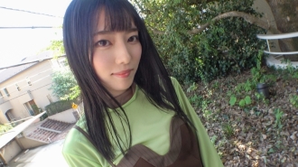 [我无法停止高潮......！ 】 身材娇小的152公分纤细办公室女郎。只是玩弄乳头就让我神经过敏，而且我还活著一次和一个手夫舔阴。如果你这么敏感，插一根肉棒会怎么样……？网上AV应用→AV体验拍摄1946