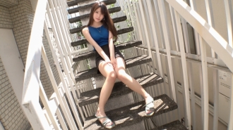 【用男人来填补男人的伤口…！ ？ 】 喜欢情境AV的丰满美女用应用程式获得一晚伴侣！ ？当我看到她在她最喜欢的睡袋里气喘吁吁时，我无法抑制自己的兴奋！ 【初拍】AV线上申请→AV体验拍摄2076